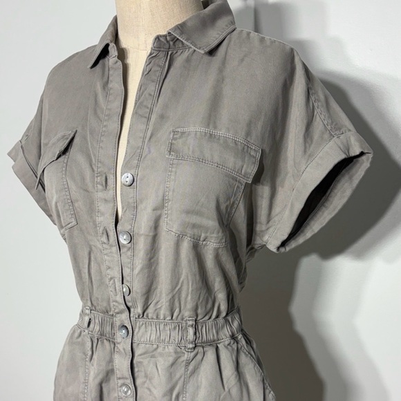 C&C California grey Short utility style Romper jumpsuit - Picture 2 of 8